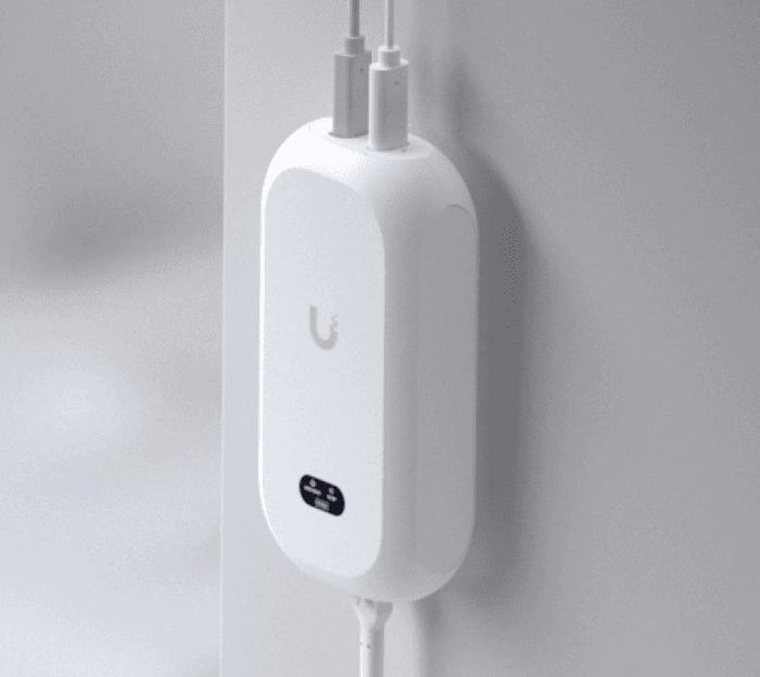 Ubiquiti Hub de traitement distant AI Theta, écran couleur 0.96 pouces, alimentation par PoE, ports RJ-45 pour audio et vidéo