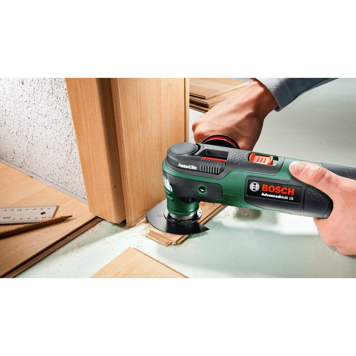 Bosch AdvancedMulti 18 - Outil multifonctions sans fil (sans batterie ni chargeur) Bosch AdvancedMulti 18 - Outil multifonctions sans fil (sans batterie ni chargeur)
