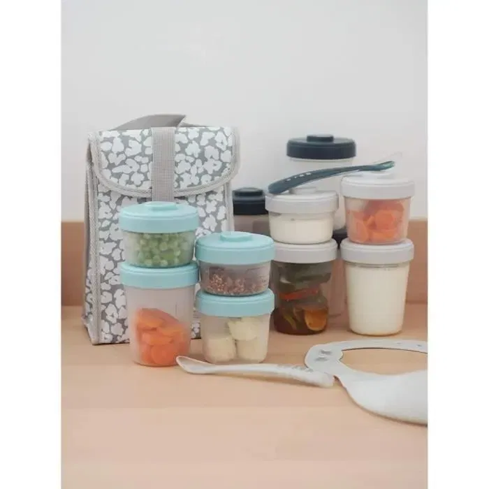 Beaba Pack 1er Repas avec 12 Portions de Conservation Clip, 2 Cuillères en Silicone - Eucalyptus - Pour Préparation, Transport et Stockage des Repas de Bébé