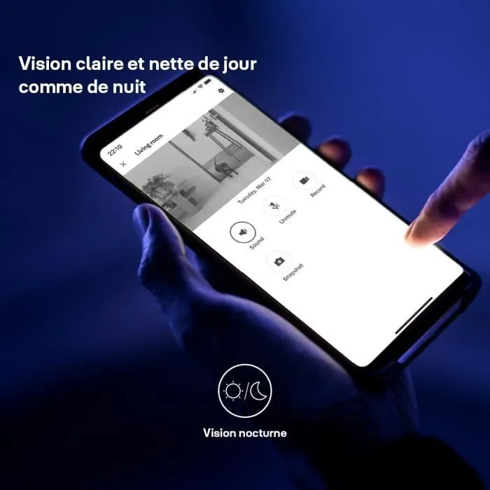 Yale - Caméra de surveillance intérieure intelligente, HD 1080p avec vision nocturne, audio bidirectionnel et notifications par mouvement