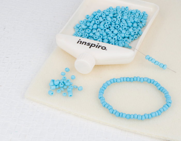 Innspiro Rocaille de verre ronde opaque bleu 3,8 mm, 120g Innspiro Rocaille de verre ronde opaque bleu 3,8 mm, 120g