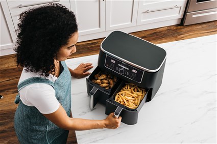Ninja AF400EU Friteuse à air 6 en 1 avec compartiment double Max Crisp, 9.5 L - Asseur, rôtisseur, four, réchauffage, déshydrateur