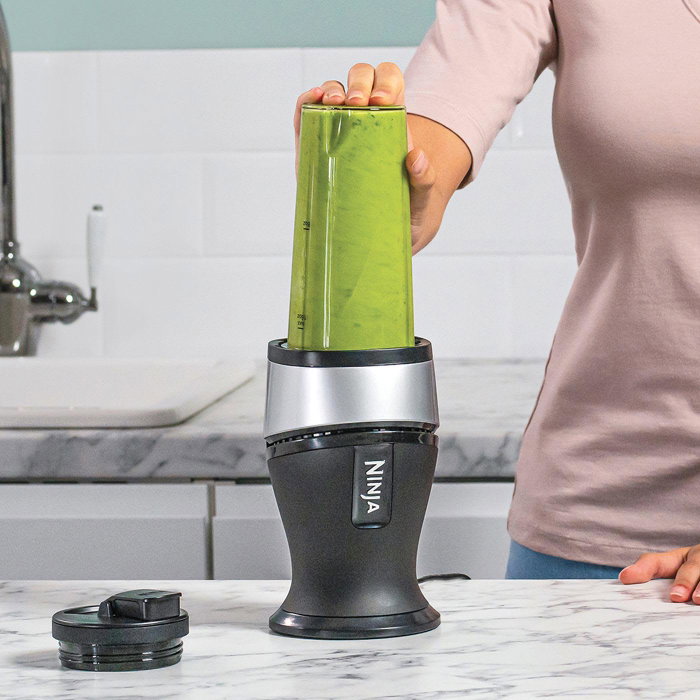 Ninja QB3001EUS Blender Nutri Slim avec 2 gobelets de 470 ml Ninja QB3001EUS Blender Nutri Slim avec 2 gobelets de 470 ml
