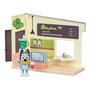 MOOSE Bluey Mini Playset Tienda de Zumos avec Figurine Articulée et Accessoires - Jouet Enfants 3 Ans et Plus - Réf. 18920