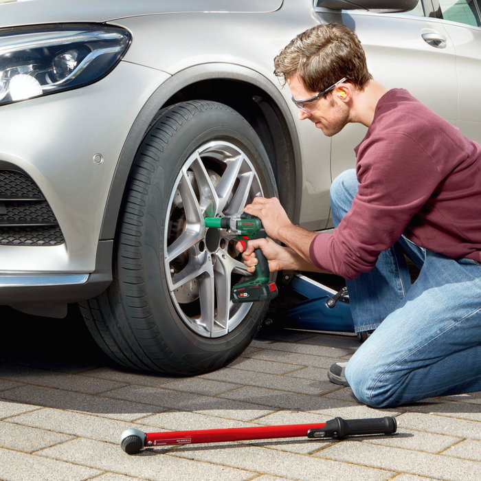 Bosch UniversalImpactDrive 18V-350