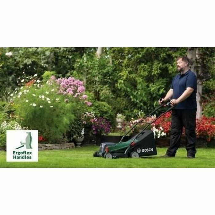 Bosch UniversalRotak 37-550 Cortéspedes avec 2 batteries 4 Ah et chargeur