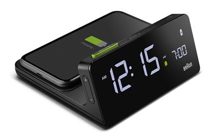 Braun BC-21-B Réveil digital avec charge sans fil 10 W et écran LCD VA, noir