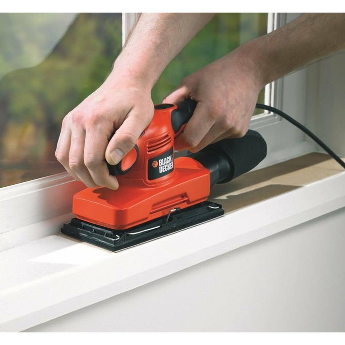 Black + Decker KA320EKA-QS Ponceuse vibrante 240W Black + Decker KA320EKA-QS Ponceuse vibrante 240W