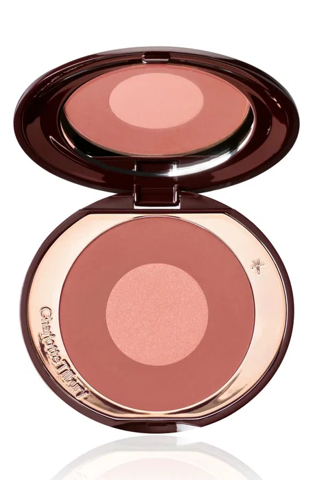 Charlotte Tilbury Cheek To Chic Swish And Glow - Confidences sur l'oreiller Charlotte Tilbury Cheek To Chic Swish And Glow - Confidences sur l'oreiller