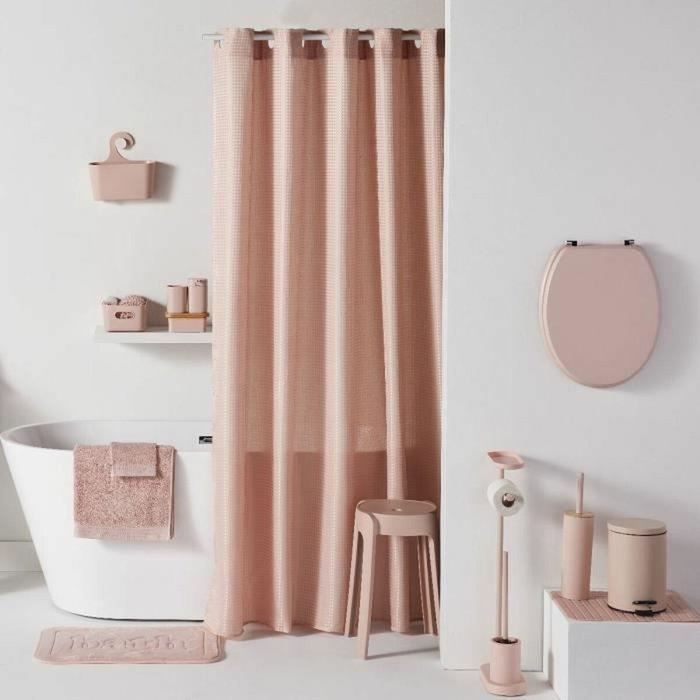 Today Ensemble de 4 accessoires de salle de bain Utility - Rose Today Ensemble de 4 accessoires de salle de bain Utility - Rose
