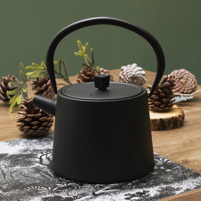 Home Deco Factory Théière en fonte 900 ml Home Deco Factory Théière en fonte 900 ml