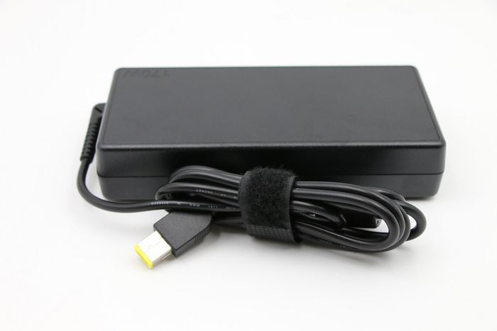 Hewlett Packard Enterprise Adaptateur Secteur 20V 8.5A Chargeur Alimentation AC