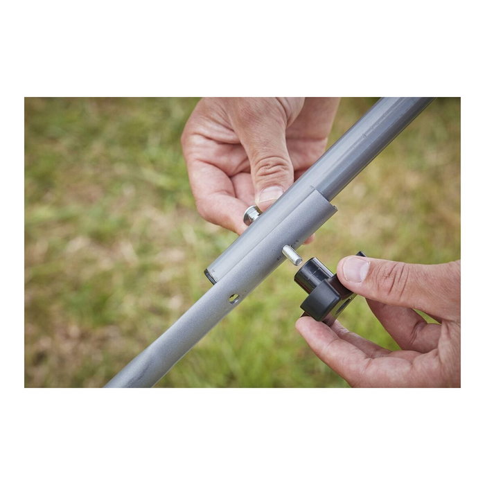 Black + Decker Tondeuse à gazon sans fil Lithium 18V 33 cm BCMW3318L2-QW Black + Decker Tondeuse à gazon sans fil Lithium 18V 33 cm BCMW3318L2-QW