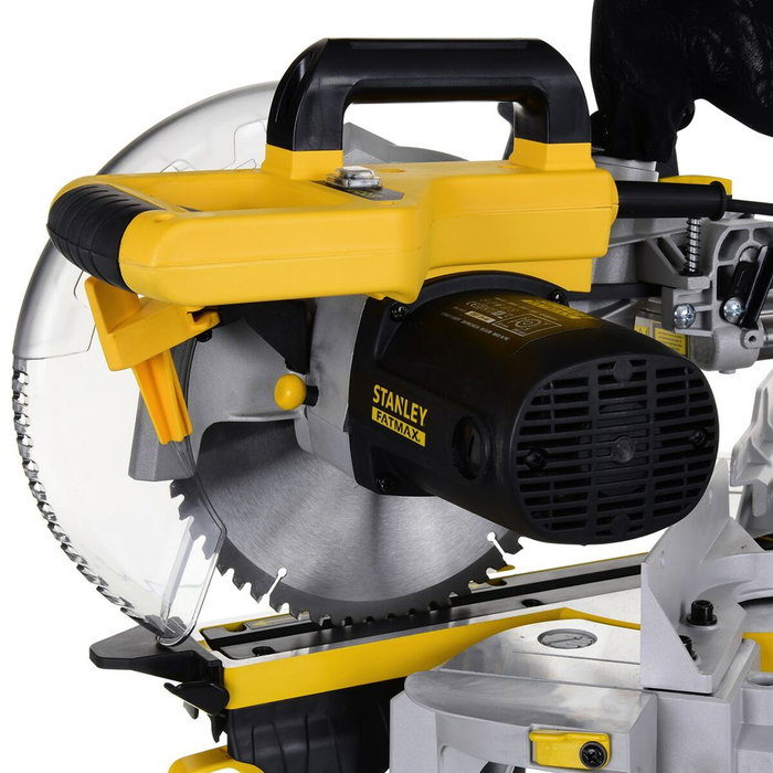 Stanley Fatmax FME720-QS Scie à onglet radiale 255 mm 2000W