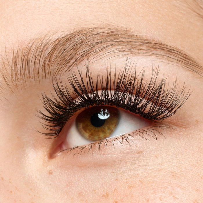Essence Faux cils WHAT THE FAKE! n° 04