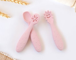 KioKids Set de 3 Couverts en Silicone Rose pour Bébé