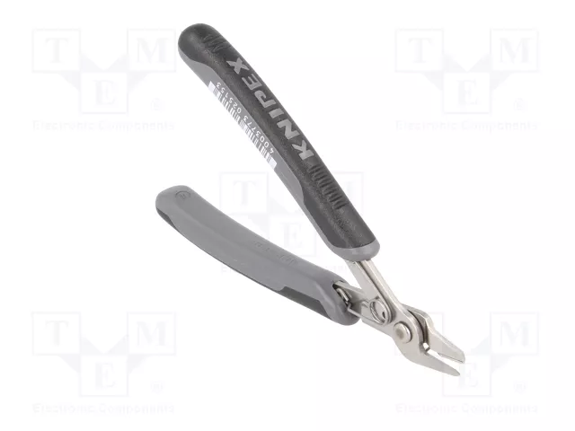 KNIPEX Pince coupante de précision latérale ESD 125 mm sans chanfrein KNIPEX Pince coupante de précision latérale ESD 125 mm sans chanfrein