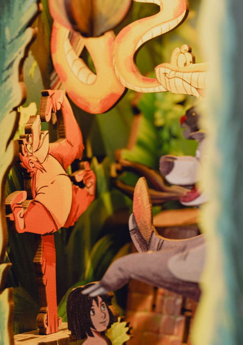 Disney maquette Book Nook Tiny Adventures Le Livre de la jungle 23 cm Disney maquette Book Nook Tiny Adventures Le Livre de la jungle 23 cm