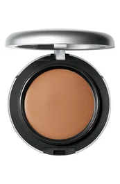 MAC Studio Fix Tech Fond de teint crème NC40