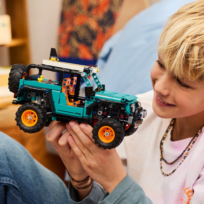 LEGO Technic SUV Jeep Wrangler Rubicon 42227 LEGO Technic SUV Jeep Wrangler Rubicon 42227