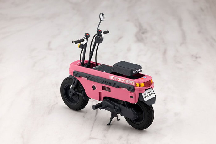 Kotobukiya Sousai Shojo Teien Emma Koishikawa Nocturne avec Honda AB12 Motocompo 1/10