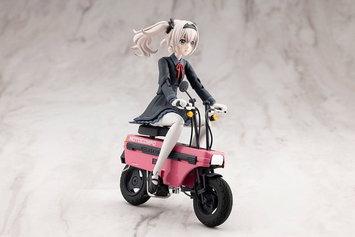 Kotobukiya Sousai Shojo Teien Emma Koishikawa Nocturne avec Honda AB12 Motocompo 1/10