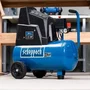 Scheppach HC30ox Compresseur d'air 24 litres 1100W 8 bar avec cuve et roues pour peinture et travaux