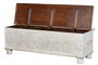 GINER Y COLOMER Baûl coffre de rangement en bois de manguier massif, finition blanc vieilli avec détails en bronze, 150 x 60 x 50 cm