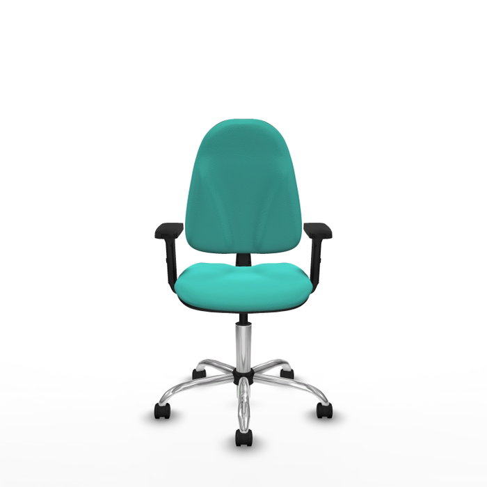 Chaise de bureau Algarra avec mécanisme de contact permanent de base, revêtue de similicuir turquoise. Équipée d'un piètement chromé, d'accoudoirs 2D et de roulettes en nylon de 50 mm