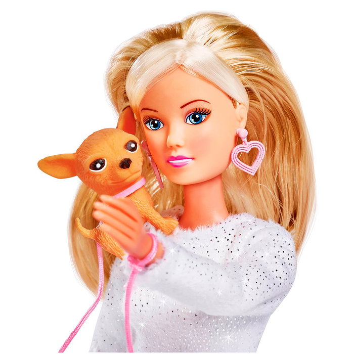 Steffi Poupée Fashion Steffi Love Chic Walk 5733508 avec Chien Chihuahua et Accessoires - Robe Blanche, 29 cm - Multilingue (Français, Anglais, Allemand) - 3 ans et plus