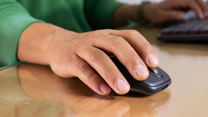 Logitech MX Anywhere 3S Souris sans fil compacte performance - Série Master - Capteur 8K, MagSpeed, Bluetooth, USB-C rechargeable, pour macOS, Windows