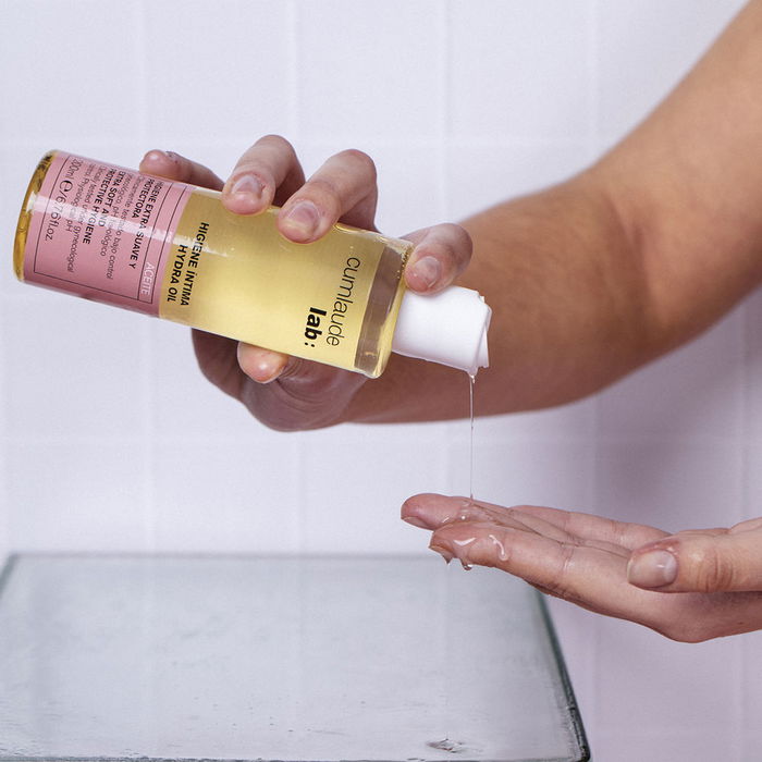 Cumlaude Lab HYDRA OIL Hygiène Intime Apaisant et Hydratant - 200 ml