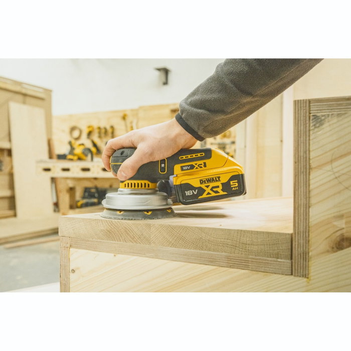 DeWalt DCW230P2-QW Ponceuse excentrique sans fil 150 mm