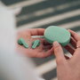 Urbanista Auriculares True Wireless Inalámbricos Copenhagen Sage Green Bluetooth 5.2 IPX4 32h Autonomie