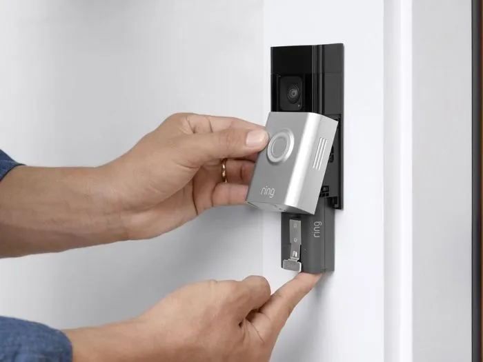 Ring Visiophone Interphone Vidéo 53-030849 avec Qualité HD 1536p, Détection de Mouvement, Vision Nocturne Infrarouge et Contrôle par Smartphone