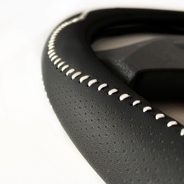 Momo Housse De Volant Momo Street Universel Noir Et Blanc 38-39 cm MOMLSWC018BW