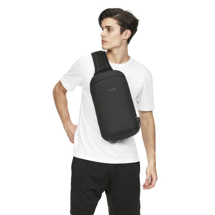 Pacsafe V 325 Tech Sling jet black