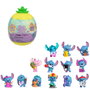 Just Play Disney Stitch That's So Stitch S2 - Figurines Sorpresa Collectibles - Capsule Tropicale avec 13 Figurines Dynamiques - Multilingue (Français Inclus) - À Partir de 3 Ans