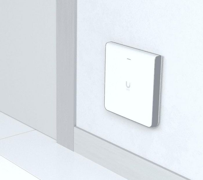 Ubiquiti U6-Enterprise Point d'Accès WiFi 6E Tri-Band (4x4 MIMO), Ports GbE, PoE+, Bluetooth, 802.11a/b/g/ac/ax Ubiquiti U6-Enterprise Point d'Accès WiFi 6E Tri-Band (4x4 MIMO), Ports GbE, PoE+, Bluetooth, 802.11a/b/g/ac/ax