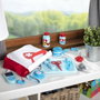 Melissa & Doug Coffret Docteur avec 25 accessoires de jeu