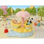 Sylvanian Families - Carrousel étoilé avec bébé panda - Jouet miniature à manivelle pour enfant dès 4 ans - Figurines et accessoires interactifs