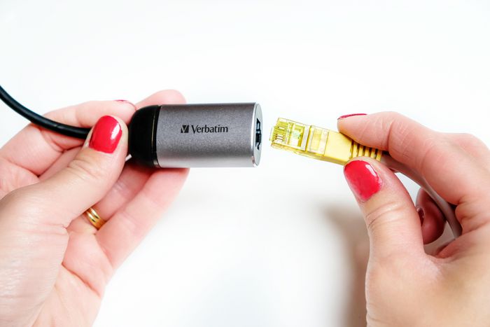 Verbatim Adaptateur USB-C vers RJ-45 Gigabit Ethernet, Design Métal Brossé Portable pour Ordinateur Portable et MacBook