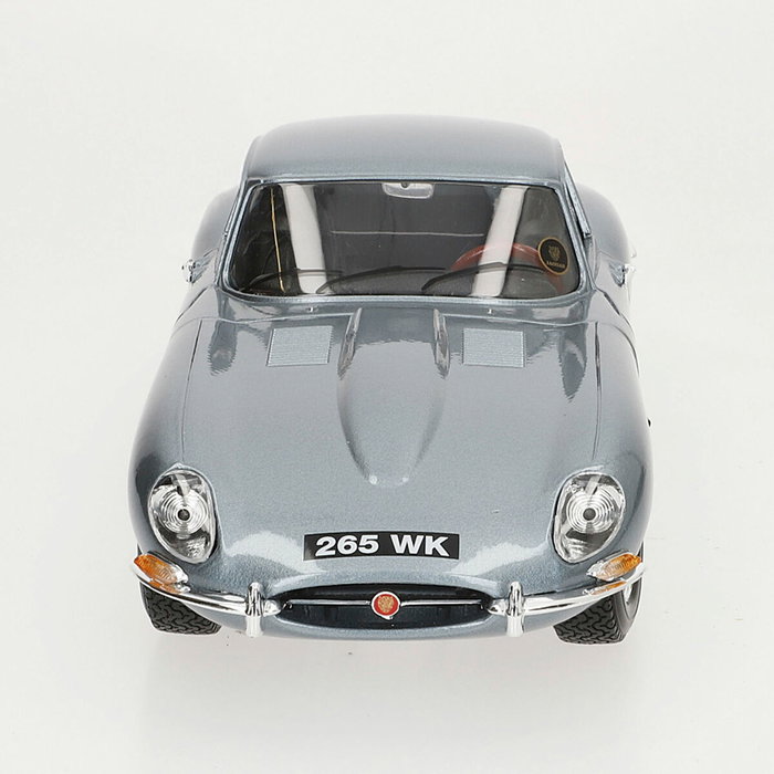 Burago GT-Jaguar E-Type Coupe (1961) Échelle 1:18