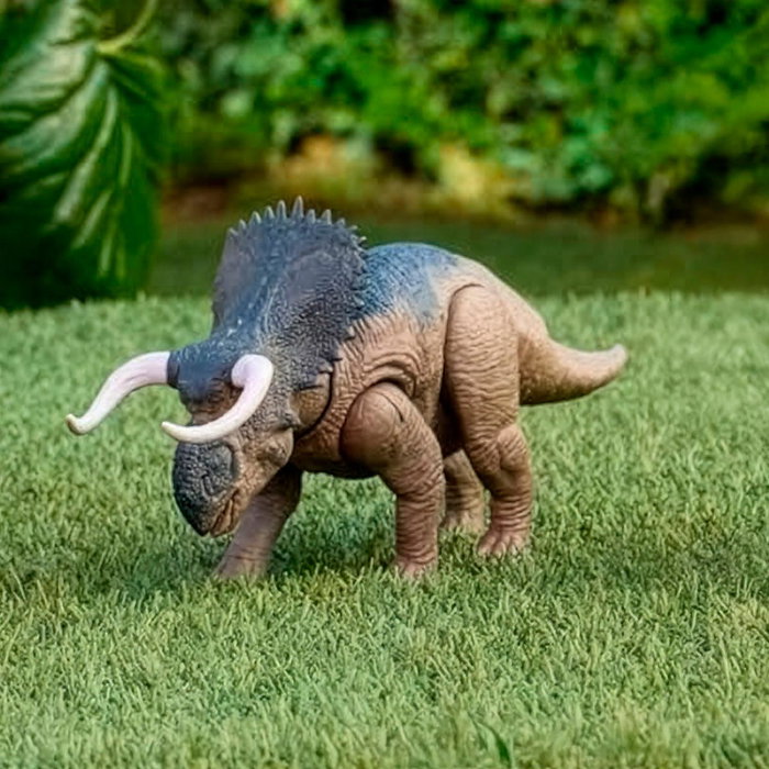 MATTEL Figurine Articulée Jurassic World Nasutoceratops 30 cm avec Rugido et Attaque - Jouet Dinosaure Action +4 ans MATTEL Figurine Articulée Jurassic World Nasutoceratops 30 cm avec Rugido et Attaque - Jouet Dinosaure Action +4 ans