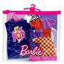 Mattel - Pack de robes et accessoires pour poupée Barbie, looks de mode - Modèles assortis, jeu en espagnol/portugais, à partir de 3 ans