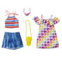 Mattel - Pack de robes et accessoires pour poupée Barbie, looks de mode - Modèles assortis, jeu en espagnol/portugais, à partir de 3 ans