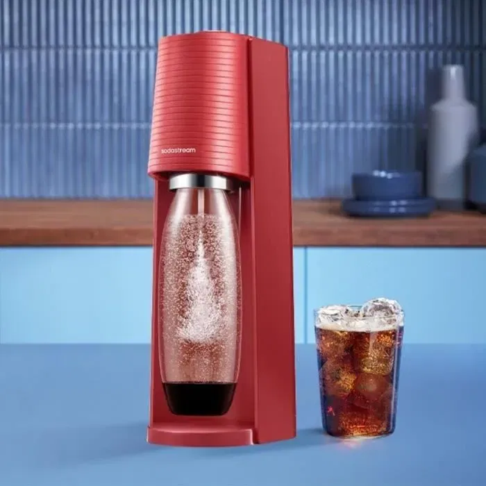 SodaStream Terra - Machine à eau gazeuse et soda, couleur Rouge, 1 bouteille isotherme lavable au lave-vaisselle, fournie avec cylindre de CO2 pour environ 60L