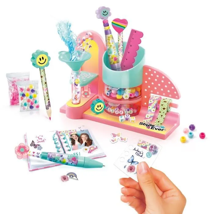 Canal Toys Mini Fabrique à Papeterie - Kit Créatif STYLE 4 EVER OFG 323 - Fabrique des Mini Stylos, Crayons et Cahiers pour Enfants dès 6 Ans avec Décorations, Perles et Gommes