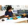 Hot Wheels - Rueda de Acrobacias Monster Trucks - Set de Jeu avec Rampe, Podium et Système de Score - Comprend 1 Camion, 2 Voitures 1:64 et 2 Véhicules Détruits - À Partir de 3 Ans