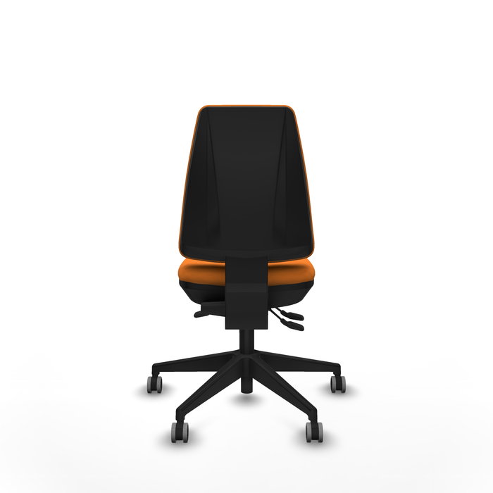 Chaise Elche Asynchrone Cuir écologique Orange Base pyramidale noire Sans accoudoirs Sans appui-tête Roulettes 65mm pour moquette